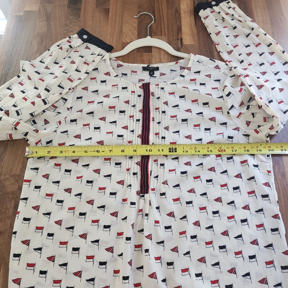 Talbots Nautical Flag Print Long Sleeve Popover Blouse Size 12 Petite - Picture 9 of 12